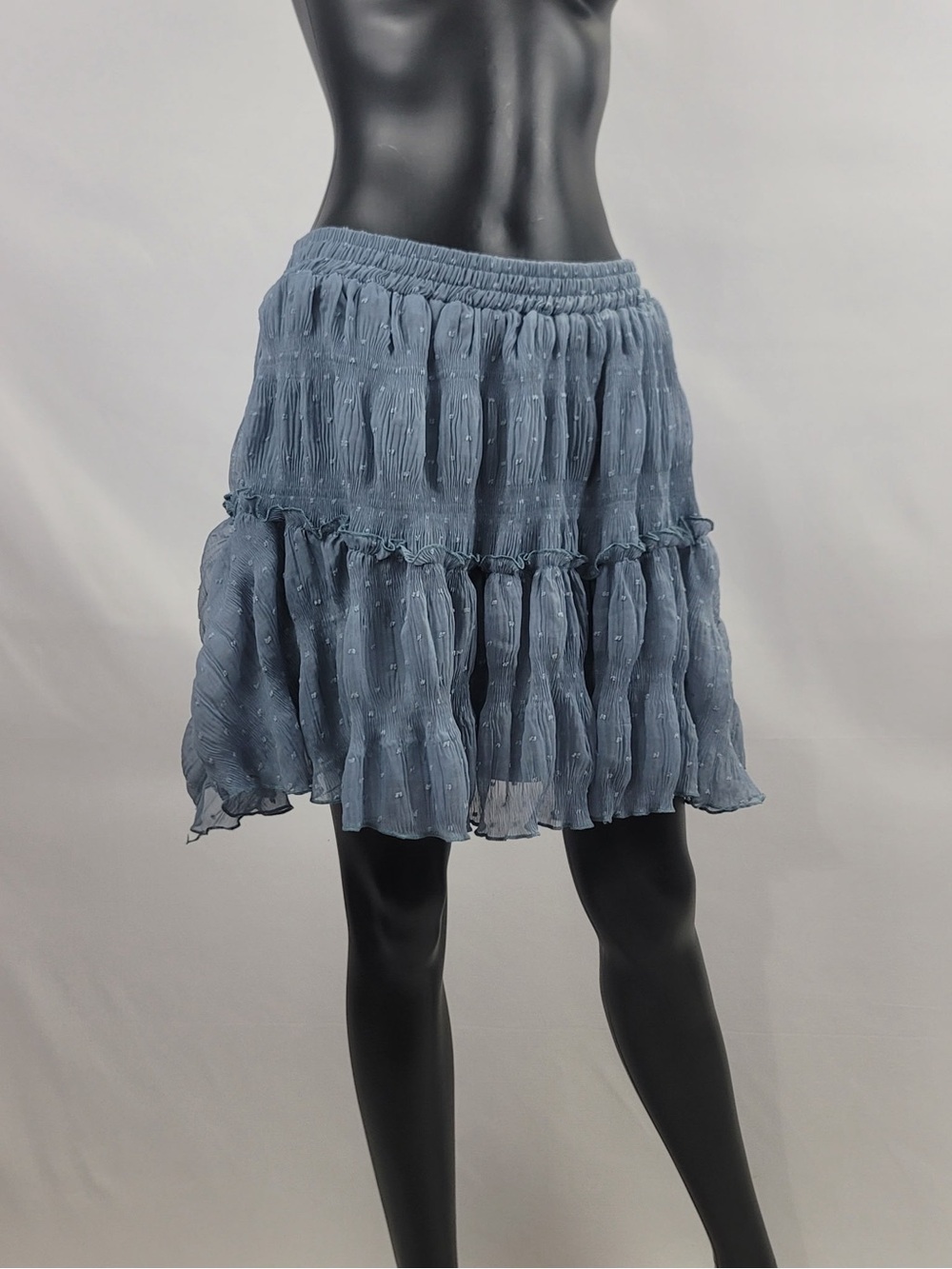 NWT!!! Large Women’s Lightweight Tiered Skirt in Dusty Blue